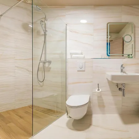 Πανσιόν Priska Med Luxury Σπλιτ